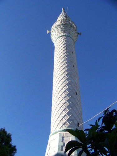 100_7209_minaret.jpg