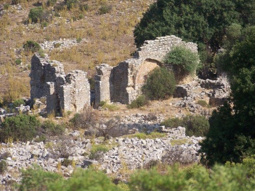 100_7881_ruines.jpg