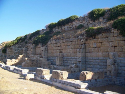 100_8987_stoa.jpg