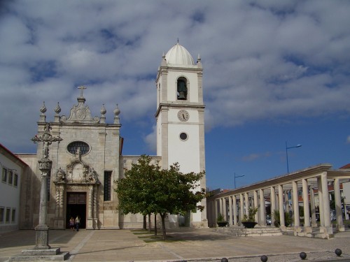 100_7340_Aveiro, église St Antoine.jpg