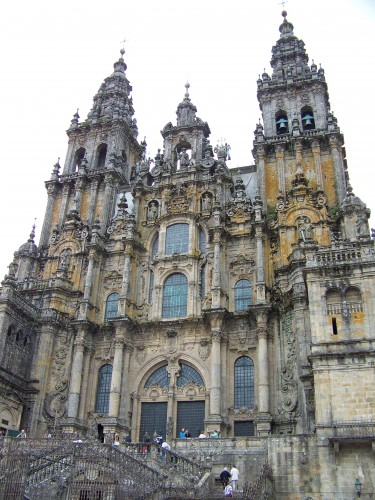 100_6983_La cathédrale_St Jacques de Compostelle.jpg