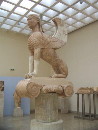 100_9357_Musee de Delphes, le Sphinx.jpg