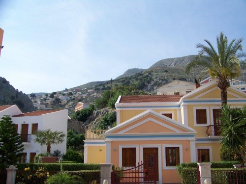 100_1789_maisons de Symi.jpg