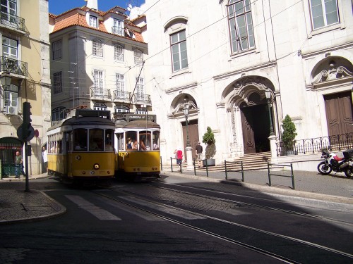 100_7805_Croisement de tram.jpg