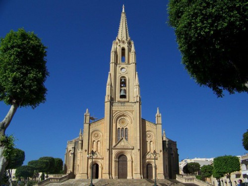 100_1928_l'église monumentale.jpg