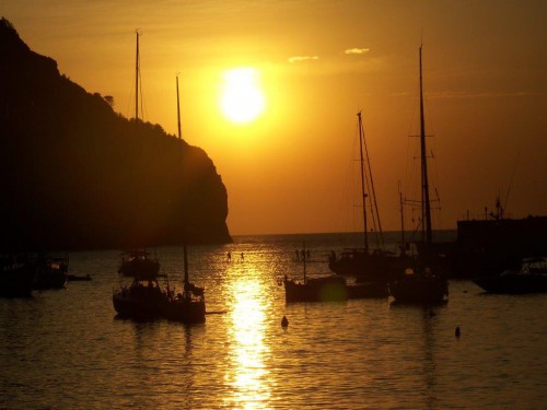 100_2709_coucher de soleil Port de Soller.jpg