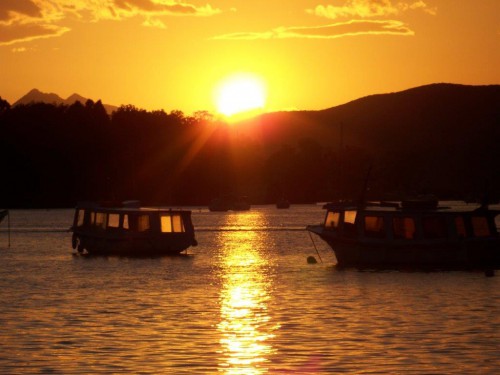 100_1313_coucher de soleil sur la baie de Poros.jpg