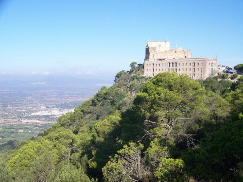 100_8471_Castell de Santuari.jpg