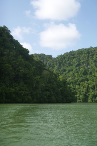 guatemala rio dulce les gorges.JPG