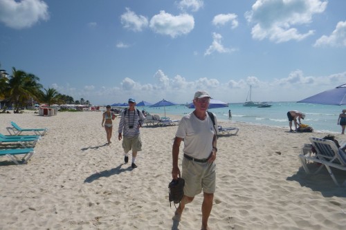 isla mujeres ph et pat sur plage nord.JPG