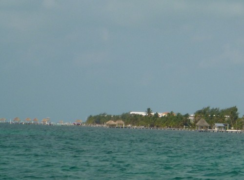 ambergris cay paillotes.JPG