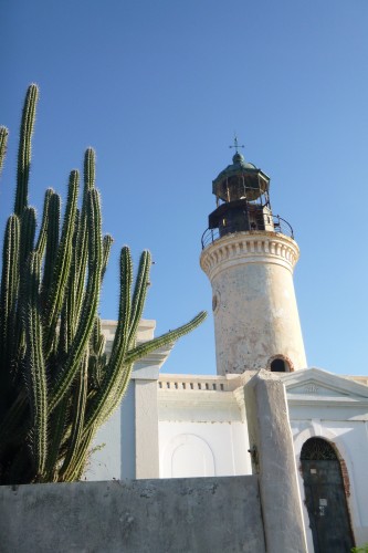 3 isla caya dos muertos le phare.JPG