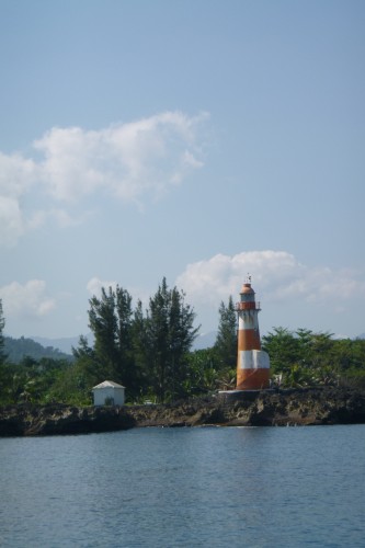 1phare port antonio J.JPG