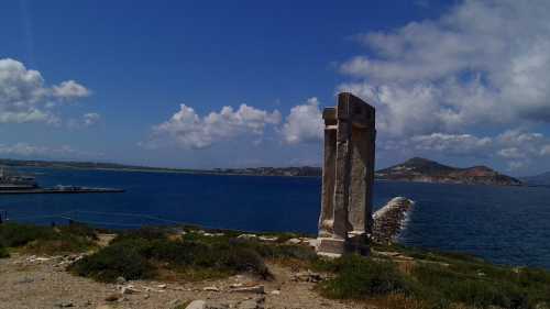 la mer Egee et le temple d'Apollon