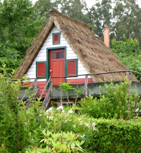00 maison paille.jpg