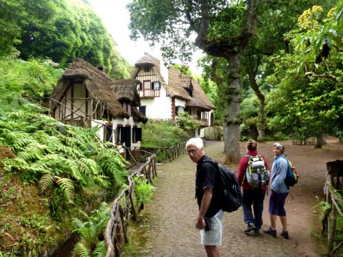 02 levada do Caldeirao Verde.jpg