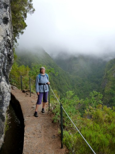 12 0 levada do Caldeirao Verde.jpg