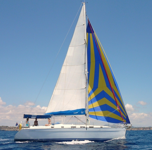 sous voiles.JPG