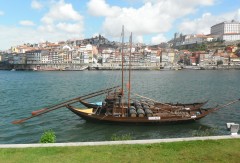 19-04-2012 Porto Le Douro 2 rabelos.jpg