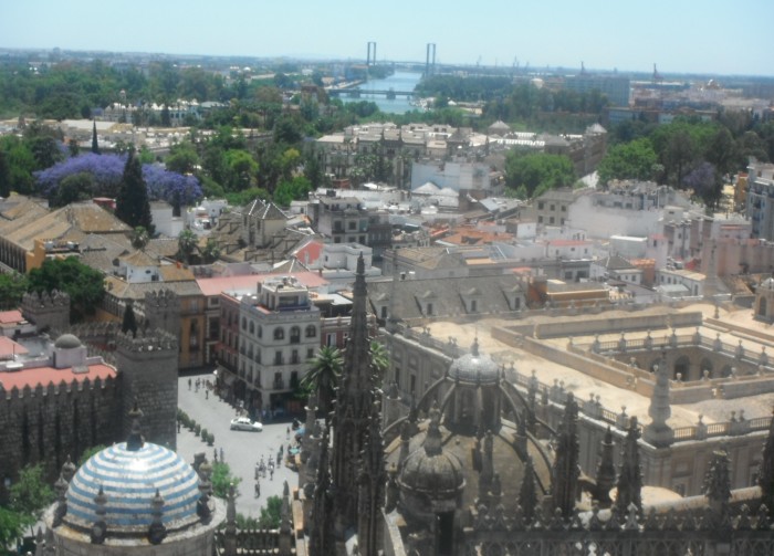 26-5-12 cathédrale Séville tour Giralda vue (17).JPG